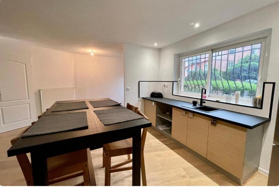 Le Triplex, Charmant Appartement, 2 Chambres Le Coteau Luaran gambar